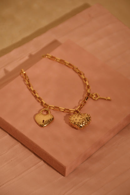 Antoniette gold Bracelet